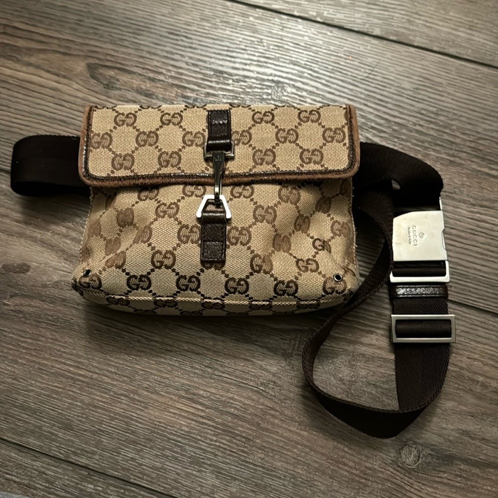 Authentic Gucci belt bag